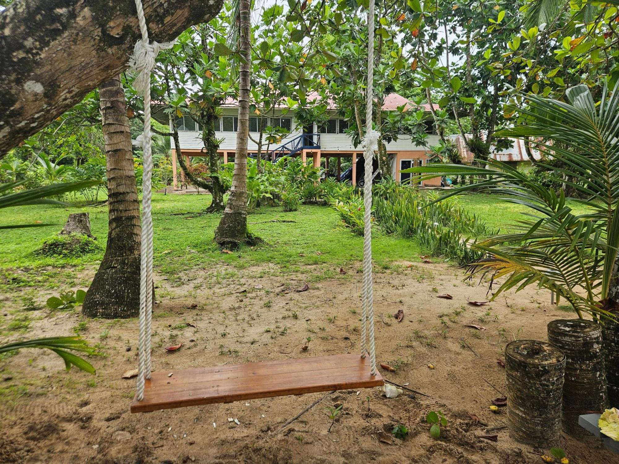 Drago Beach House - Private Beach بوكا ديل دراجو المظهر الخارجي الصورة